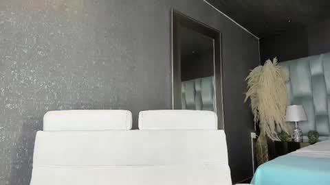 Emily online show from 09.12.25