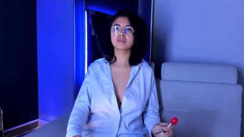 Emily online show from 09.18.25