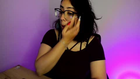 Snapshot of amaryllis_vizcaya chatting on 12.16.24  Katt   online show from 12.16.24
