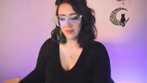 Snapshot of amaryllis_vizcaya chatting on 02.09.25  Katt   online show from 02.09.25