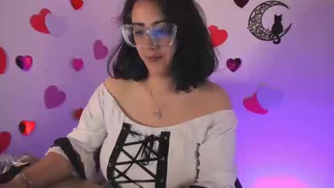 Snapshot of amaryllis_vizcaya chatting on 02.17.25  Katt   online show from 02.17.25