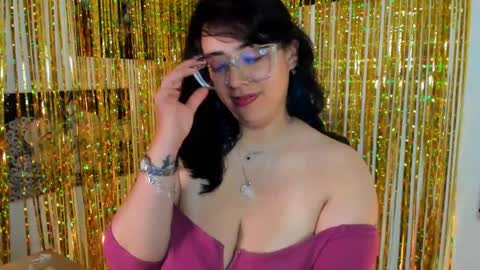 Snapshot of amaryllis_vizcaya chatting on 09.16.25  Katt   online show from 09.16.25