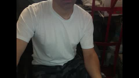 Snapshot of amateurhouse69 chatting on 12.23.24 amateurhouse69 online show from 12.23.24