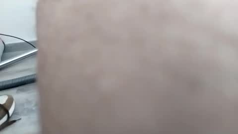 Snapshot of amatuercouple668922 chatting on 02.21.25 Petruss s Csabesztoo online show from 02.21.25