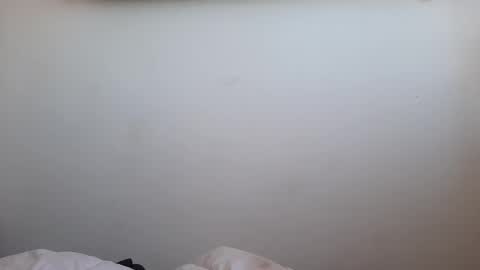 Snapshot of amatuercouple668922 chatting on 04.07.26 Petruss s Csabesztoo online show from 04.07.26