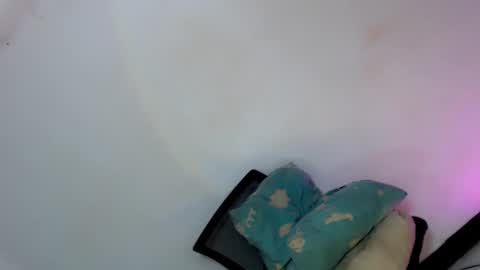 Annika 25yrs old online show from 01.17.25