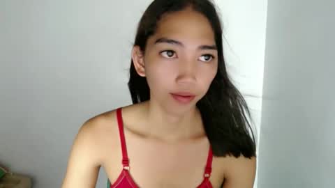 Snapshot of amazing_gracexx chatting on 05.13.26 CALL ME GRACE online show from 05.13.26