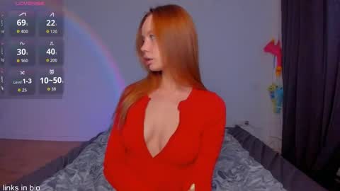 Snapshot of amazing_roxana chatting on 05.10.26 Roxy online show from 05.10.26