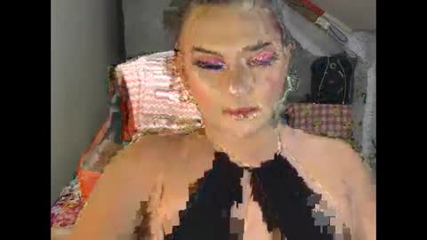 Snapshot of amazingdollshemale chatting on 10.28.25 amazingdollshemale online show from 10.28.25