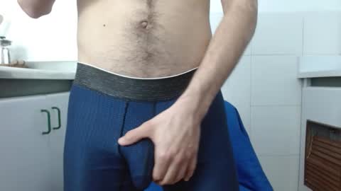 Snapshot of ambar_mds chatting on 09.19.25 Sebas online show from 09.19.25