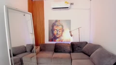 Snapshot of ambar_muse chatting on 06.02.26 Ambar online show from 06.02.26