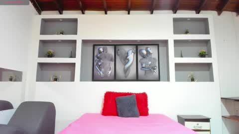 Ambar  online show from 12.17.25