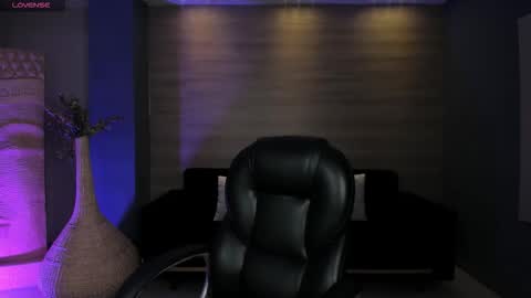 Ambar  online show from 12.17.25