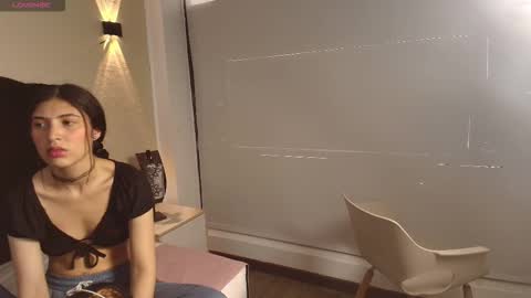 Snapshot of ambaross chatting on 09.19.25 Ambar Ross online show from 09.19.25