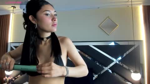 Ambar Ross online show from 03.11.26