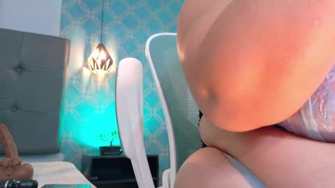 Ambar  online show from 04.14.26