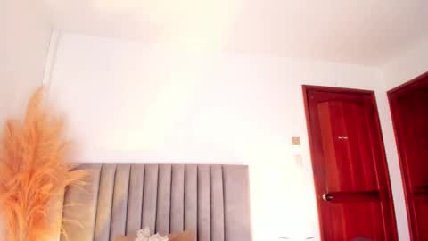 Amber Davis online show from 12.14.24