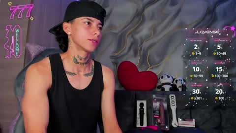 Snapshot of amber_adams_ chatting on 04.22.26 Amber online show from 04.22.26