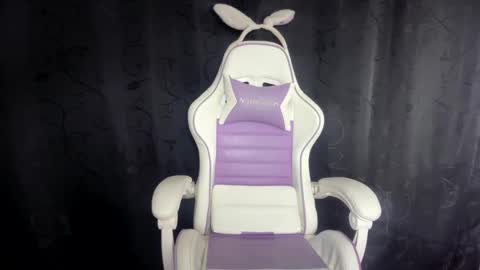 Snapshot of amber_bailey01 chatting on 03.20.26 Luu online show from 03.20.26