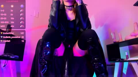 amber_blair online show from 12.30.24