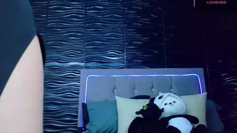 amber_bull online show from 09.20.25