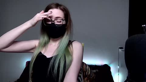 Amber non-nude model online show from 12.10.24