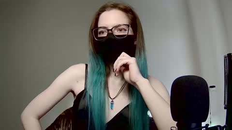 Amber non-nude model online show from 01.17.25