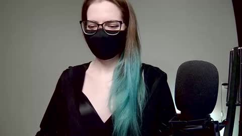 Amber non-nude model online show from 02.19.25