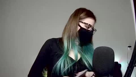 Amber non-nude model online show from 03.05.25