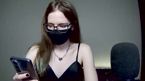 Amber non-nude model online show from 11.30.25