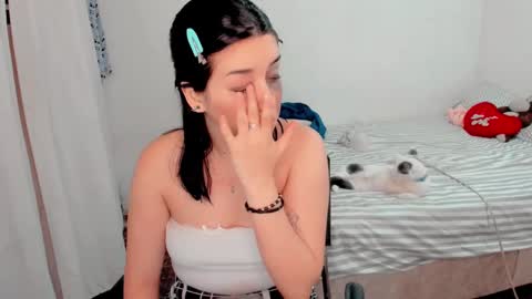 Snapshot of amber_landy1 chatting on 12.23.24 amber online show from 12.23.24