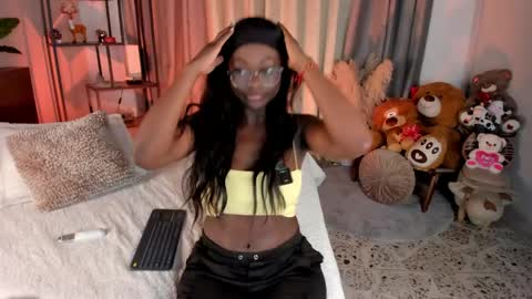 Snapshot of amber_maxwell chatting on 05.31.26 Amber online show from 05.31.26