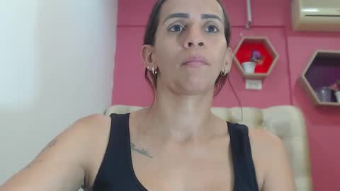 Amber Moore online show from 10.04.25