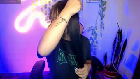 Amber online show from 01.28.25