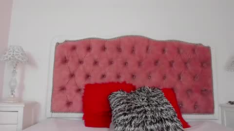 Snapshot of amber_roose75 chatting on 09.09.25 julieta  online show from 09.09.25