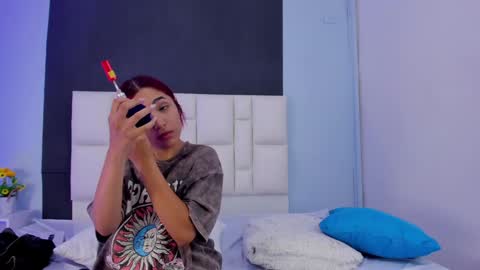 Amber Baker  online show from 12.29.24