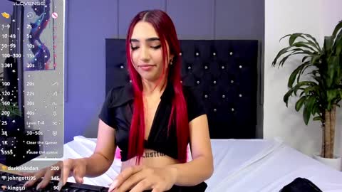 Amber Baker  online show from 01.05.25