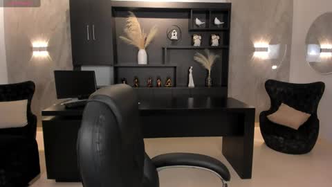  Amber   online show from 10.04.25