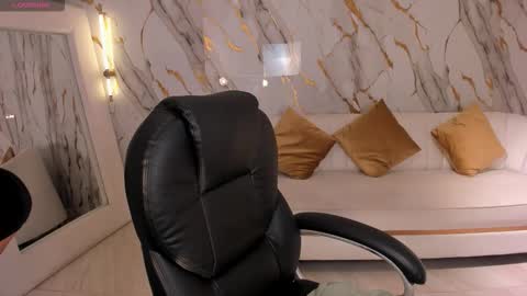  Amber   online show from 10.25.25