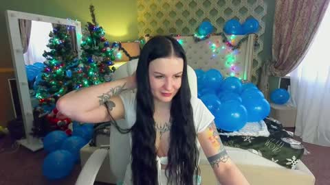 Anna online show from 12.17.24