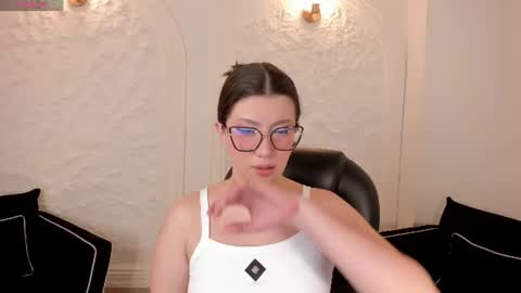 Snapshot of amberfarrell chatting on 06.23.26 Amber online show from 06.23.26