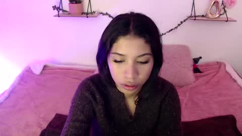 Amber Jeong online show from 12.24.24