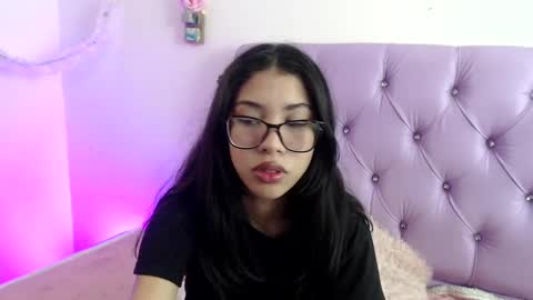 Amber Jeong online show from 01.26.25