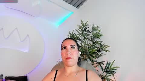 Amber online show from 04.12.26