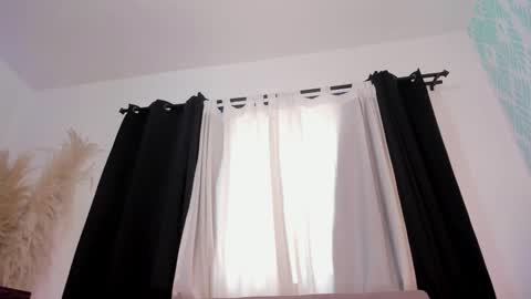 Amber  online show from 11.12.25