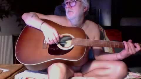 Amberr11 online show from 11.30.25