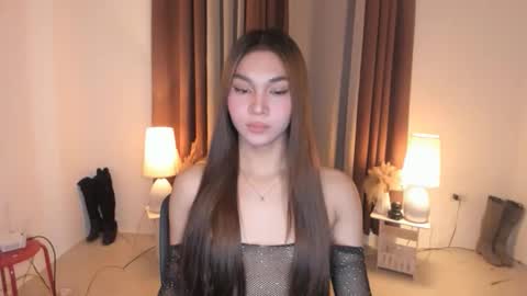 Snapshot of ambervixen69 chatting on 05.14.26 BIGCOCK AMBER online show from 05.14.26