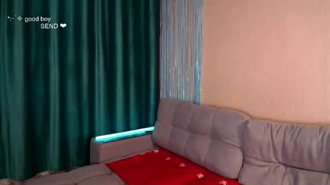 Snapshot of ambrosia_nectar chatting on 09.24.25 25 WEEK Princess Linnea online show from 09.24.25