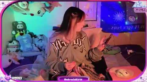 Snapshot of ambrosiakitty chatting on 05.13.26 Ambrosia online show from 05.13.26