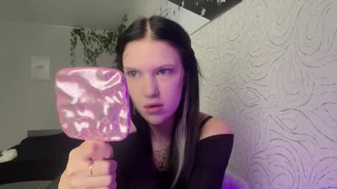 Alica online show from 11.15.25